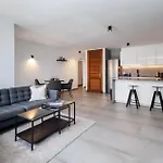 Διαμέρισμα Modern 2 Bed Sea View Pool Access