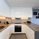 公寓 Modern 2 Bed Sea View Pool Access *