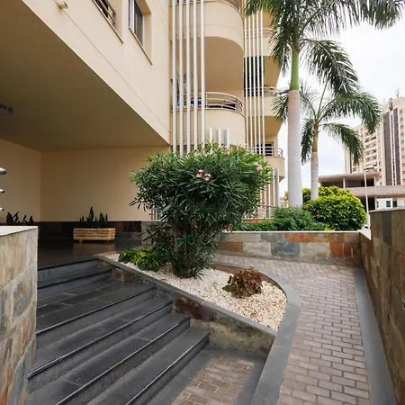 Modern 2 Bed Sea View Pool Access * Costa Adeje (Tenerife)