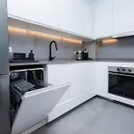 アパート Modern 2 Bed Sea View Pool Access アデヘ